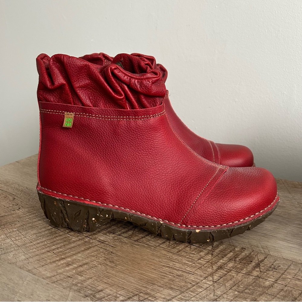 El Naturalista Red Ankle Boots